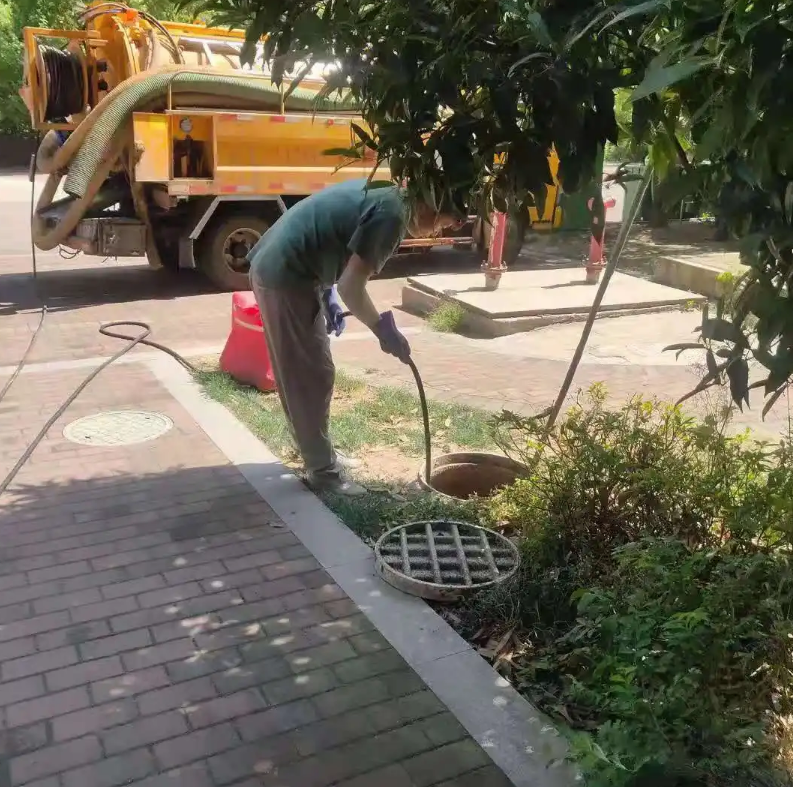 白茅湖农场市政排污管道清淤疏通——专业团队，让您全程省心！